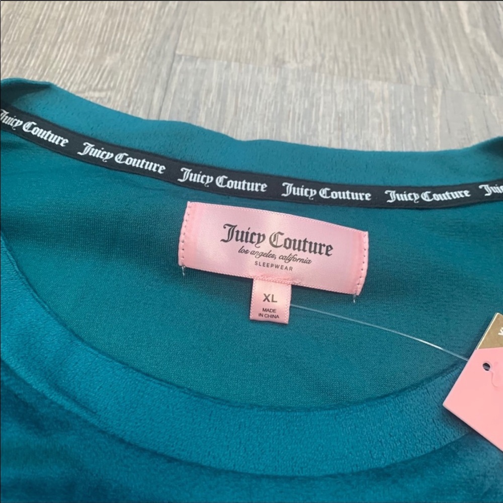 NWOT Juicy Couture Velour Jogger Pajama Set - Picture 4 of 6